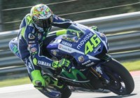 Rossi Memilih Motor Lama di MotoGP 2016