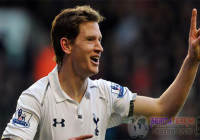 Bintang SepakbolaTottenham Yang Hobby Makan Sate dan Rendang