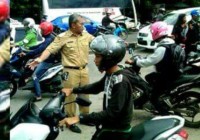 Macet Total, Wali Kota Makassar Jadi Pengendali Lalu lintas