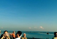 Masyarakat di Ancol Histeris melihat Gerhana Matahari di Jakarta