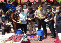 Kapolda Kepri Memusnakan Narkoba 12kg Asal dari Negara Malaysia