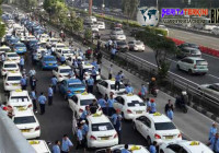 Jalanan Jakarta Di Kuasai Supir Taksi