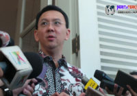 Ahok Akan Beri Uang 100 Juta Perbulan Kepada Sekda DKI Ahok Akan Beri Uang 100 Juta Perbulan Kepada Sekda DKI