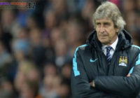 Pellegrini Terima Hadiah Lukisan dari Manchester City