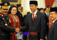 Jokowi Di Minta  Mengganti Kapolri Dan Tidak Pertahankan Yang Pensiun