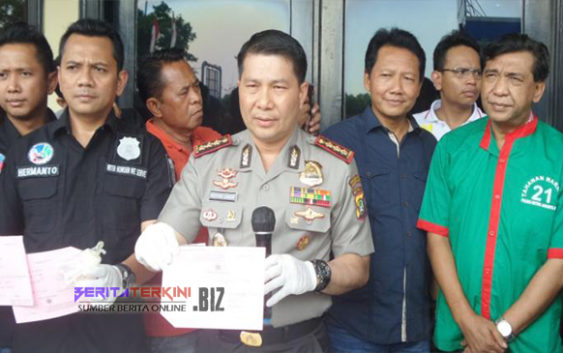 Polisi Berhasil Temukan Sabu 0.36 Gram Di Lemari Pakaian Imam S Arifin