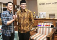 Reaksi Ridwan Kamil Tentang Kritikan KPAI Perihal Foto Bareng Ariel Reaksi Ridwan Kamil Tentang Kritikan KPAI Perihal Foto Bareng Ariel