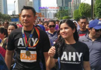 Agus Yudhoyono Ajarkan Gerakan Ala Tentara Ke Para Pendukung Agus Yudhoyono Ajarkan Gerakan Ala Tentara Ke Para Pendukung