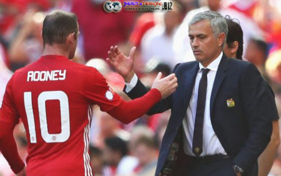 Mourinho Akan Menendang Rooney Keluar dari MU, Benarkah ?
