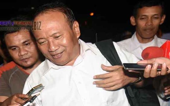 Sugiharto Penuhi Panggilan KPK Dengan Mengunakan Kursi Roda