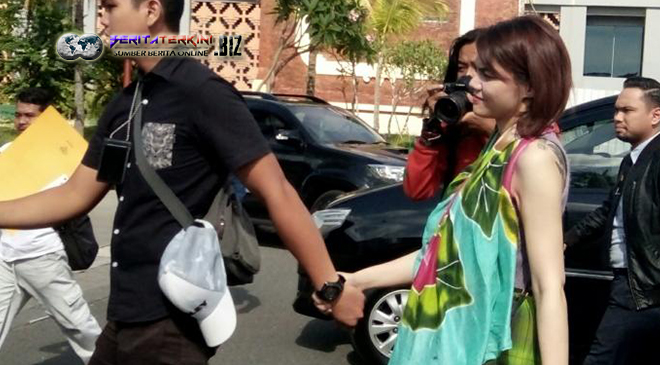 DJ Seksi Katty Butterfly Sudah Di Deportasi Ke Thailand