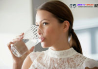 Terlalu Banyak Konsumsi Air Putih Juga Berbahaya