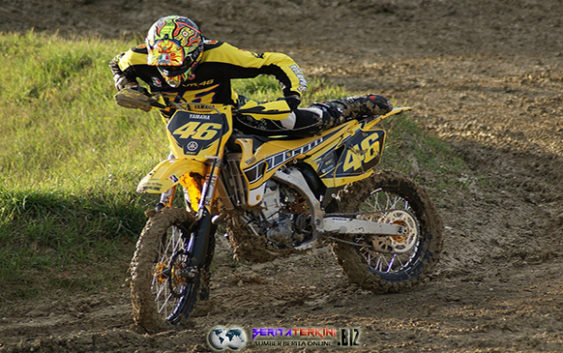 Valentino Rossi : Motocross Itu Berbahaya !