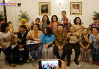 Warga Yang Mau Foto Dengan Ahok, Silakan Penuhi Syarat Ini !!