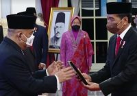 Presiden Joko Widodo Resmi Memberikan Gelar Pahlawan Nasional Kepada 5 Tokoh Berikut