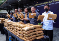 Bea Cukai dan BNN Berhasil Sita Ratusan Kilogram Narkotika Jalur Domestik Bea Cukai dan BNN Berhasil Sita Ratusan Kilogram Narkotika Jalur Domestik